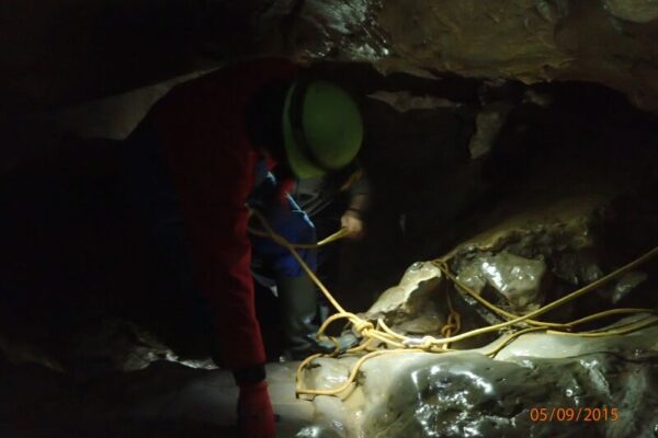 Caving-4